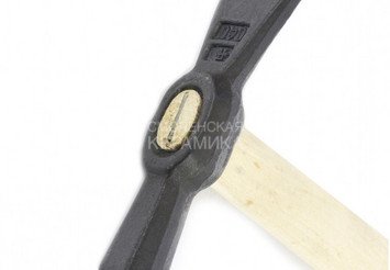 Молоток-кирочка печник.600г С247 1